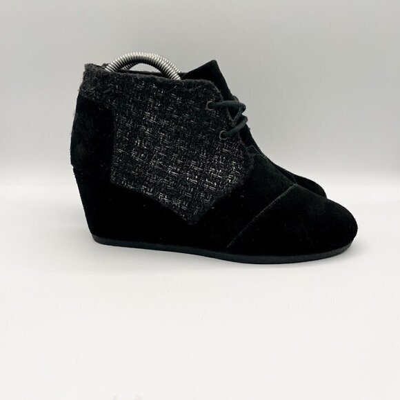 Toms Womens Kala Wedge Ankle Booties Black Suede Size 8.5 Lace Up - Picture 2 of 11